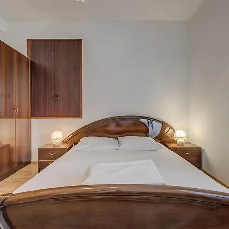 Stipe Apartmán *